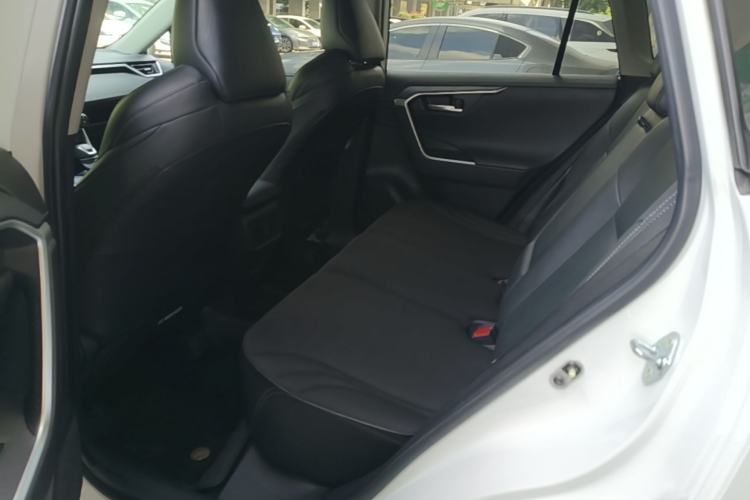 Used Toyota Wildlander 2022 2.0L CVT Two-Wheel Drive Urban Edition Left Rear Seat