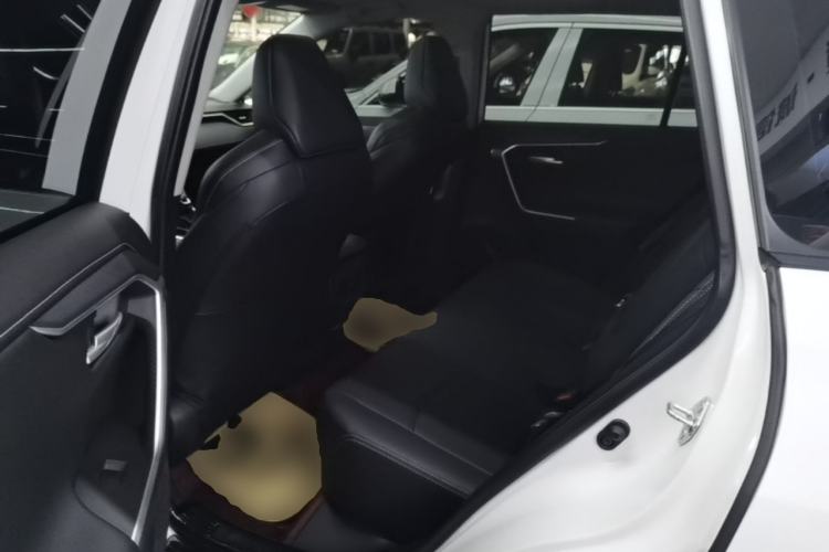Used Toyota Wildlander 2022 2.0L CVT Two-Wheel Drive Luxury PLUS Edition Left Rear Seat