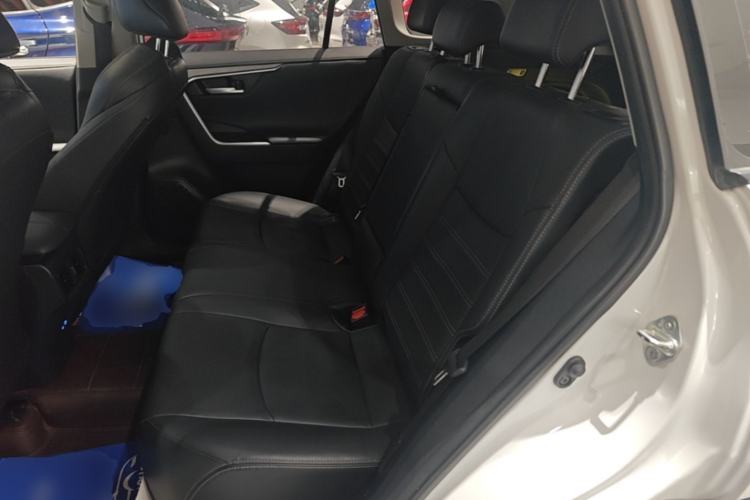 Used Toyota Wildlander 2022 2.0L CVT 4x4 Luxury PLUS Edition Left Rear Seat