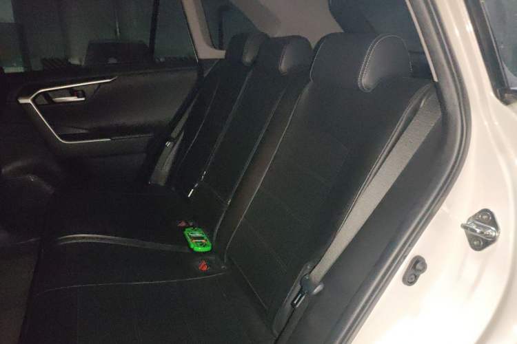 Used Toyota Wildlander 2022 2.0L CVT Two-Wheel Drive Luxury PLUS Edition Left Rear Seat