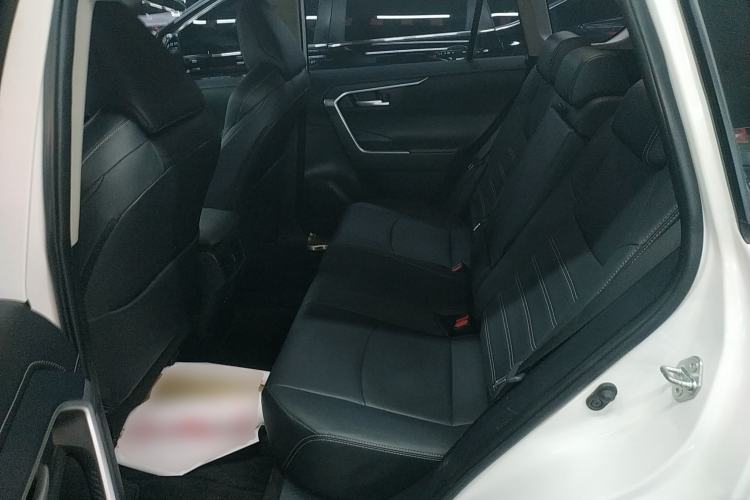 Used Toyota Wildlander 2022 2.0L CVT Two-Wheel Drive Luxury PLUS Edition Left Rear Seat