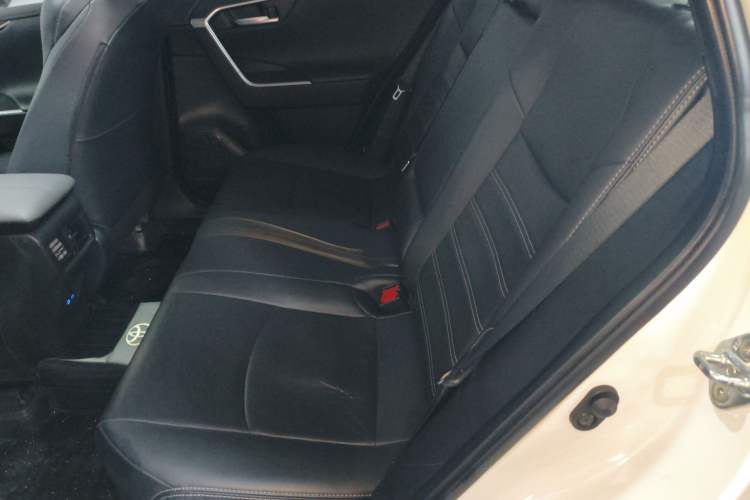 Used Toyota Wildlander 2022 2.0L CVT Two-Wheel Drive Luxury PLUS Edition Left Rear Seat
