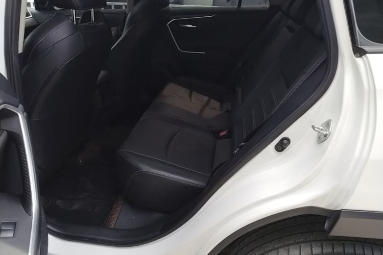 Used Toyota Wildlander 2022 2.0L CVT Two-Wheel Drive Luxury PLUS Edition Left Rear Seat