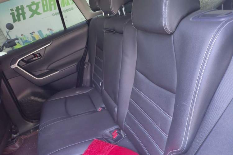 Used Toyota Wildlander 2022 2.0L CVT Two-Wheel Drive Leading Edition Left Rear Seat
