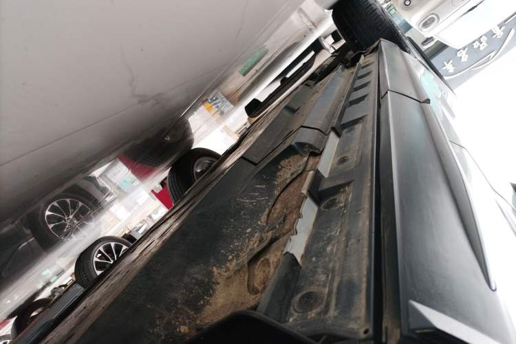 Used Toyota Wildlander 2022 2.0L CVT Two-Wheel Drive Leading Edition Left Side Sill