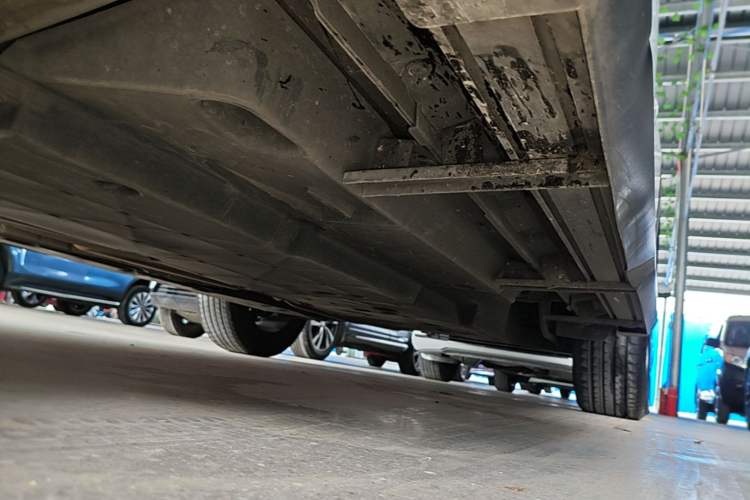 Used Toyota Wildlander 2022 2.0L CVT Two-Wheel Drive Luxury Edition Left Side Sill