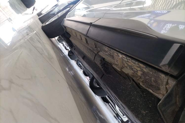 Used Toyota Wildlander 2022 Updated Version 2.0L CVT Two-Wheel Drive Leading Edition Left Side Sill