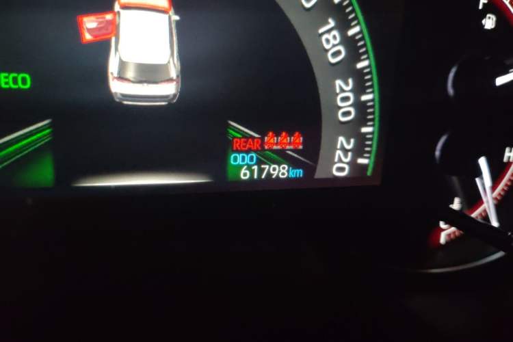 Used Toyota Wildlander 2022 2.0L CVT Four-Wheel Drive Premium Edition Odometer Close Up