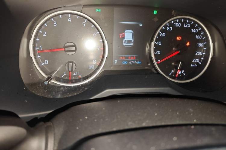 Used Toyota Wildlander 2022 2.0L CVT Two-Wheel Drive Luxury PLUS Edition Odometer Close Up