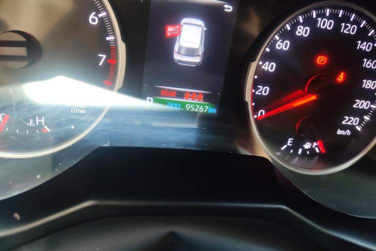 Used Toyota Wildlander 2022 2.0L CVT Two-Wheel Drive Leading Edition Odometer Close Up