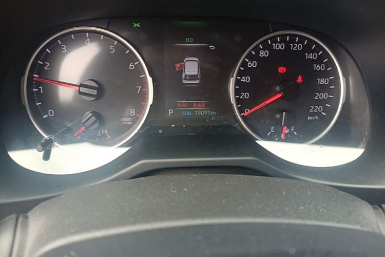 Used Toyota Wildlander 2022 2.0L CVT Two-Wheel Drive Leading Edition Odometer Close Up