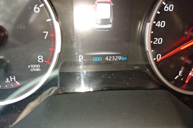 Used Toyota Wildlander 2022 2.0L CVT Two-Wheel Drive Luxury Edition Odometer Close Up