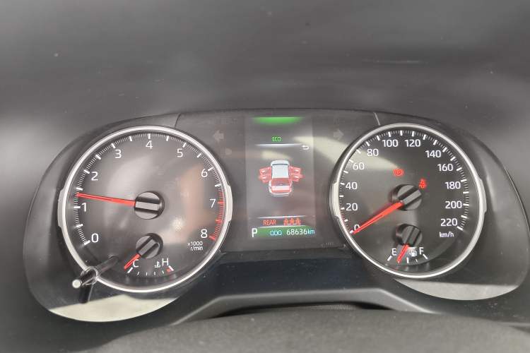 Used Toyota Wildlander 2022 2.0L CVT Two-Wheel Drive Luxury PLUS Edition Odometer Close Up