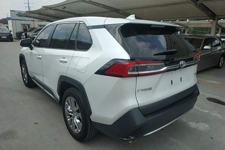 Used Toyota Wildlander 2022 2.0L CVT Two-Wheel Drive Luxury Edition Rear Left 45 Deg