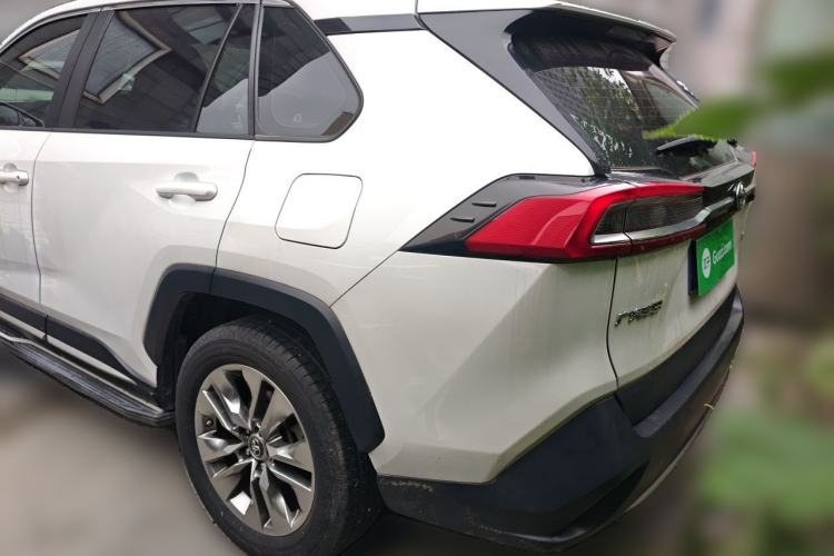Used Toyota Wildlander 2022 2.0L CVT Two-Wheel Drive Luxury Edition Rear Left 45 Deg