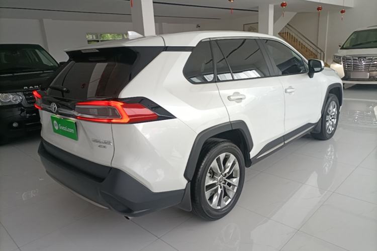 Used Toyota Wildlander 2022 2.0L CVT 4x4 Luxury PLUS Edition Rear Right 45 Deg