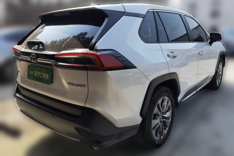 Used Toyota Wildlander 2022 2.0L CVT Two-Wheel Drive Luxury PLUS Edition Rear Right 45 Deg