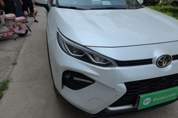 Used Toyota Wildlander 2022 2.0L CVT Four-Wheel Drive Premium Edition Right Front Headlight