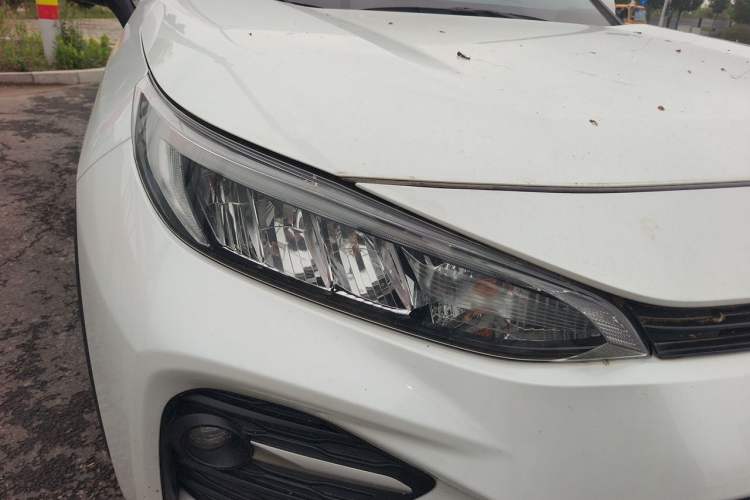 Used Toyota Wildlander 2022 Updated Version 2.0L CVT Two-Wheel Drive Leading Edition Right Front Headlight