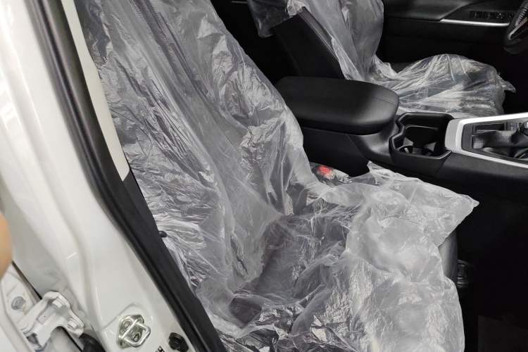 Used Toyota Wildlander 2022 2.0L CVT Two-Wheel Drive Luxury Edition Right Front Seat
