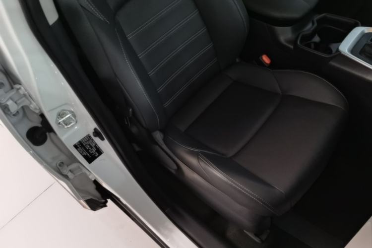 Used Toyota Wildlander 2022 2.0L CVT 4x4 Luxury PLUS Edition Right Front Seat