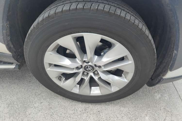Used Toyota Wildlander 2022 2.0L CVT Two-Wheel Drive Leading Edition Right Front Wheel Hub