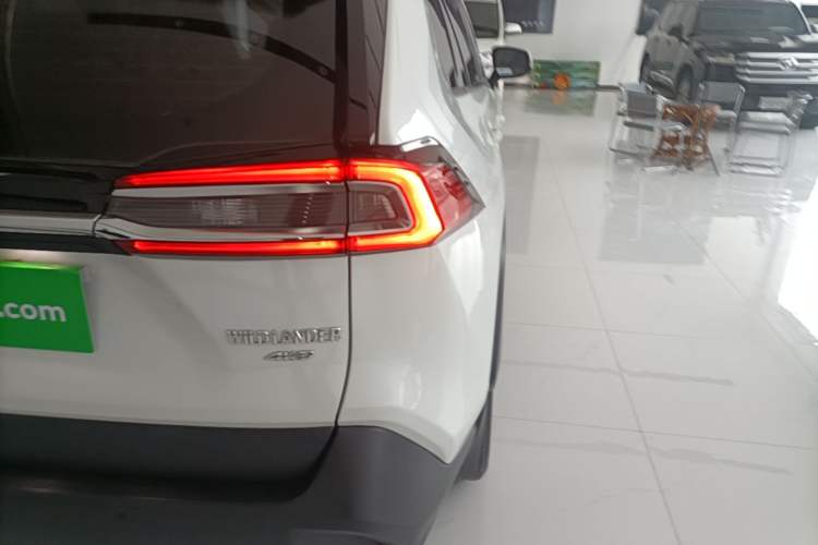 Used Toyota Wildlander 2022 2.0L CVT 4x4 Luxury PLUS Edition Right Rear Taillight