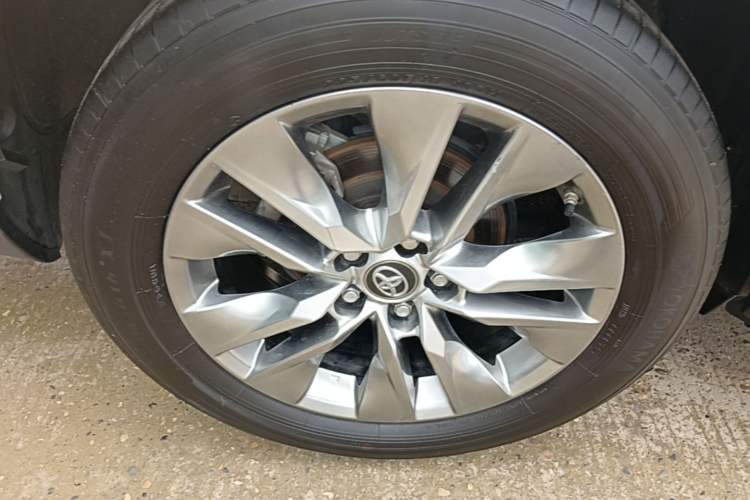 Used Toyota Wildlander 2022 2.0L CVT Two-Wheel Drive Luxury PLUS Edition Right Rear Wheel Hub
