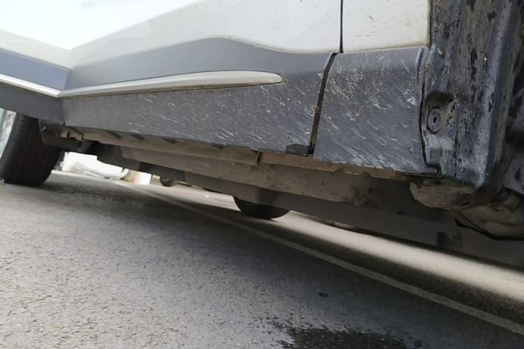Used Toyota Wildlander 2022 2.0L CVT Two-Wheel Drive Urban Edition Right Side Sill