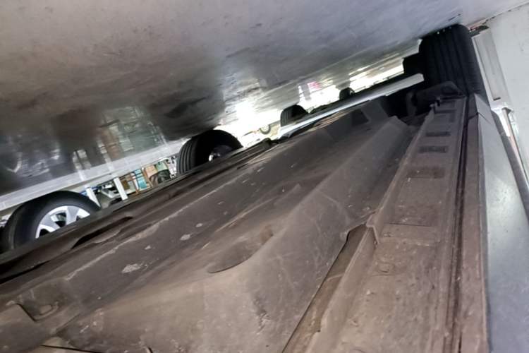 Used Toyota Wildlander 2022 2.0L CVT Two-Wheel Drive Luxury PLUS Edition Right Side Sill