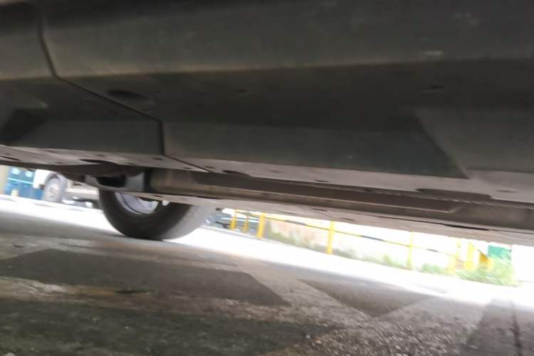 Used Toyota Wildlander 2022 2.0L CVT Two-Wheel Drive Luxury PLUS Edition Right Side Sill