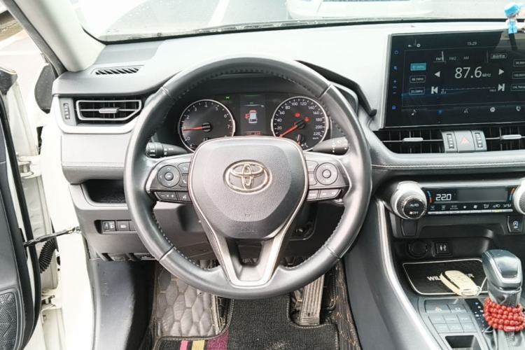 Used Toyota Wildlander 2022 2.0L CVT Four-Wheel Drive Luxury Edition Steering Wheel