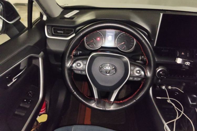 Used Toyota Wildlander 2022 2.0L CVT Four-Wheel Drive Luxury Edition Steering Wheel