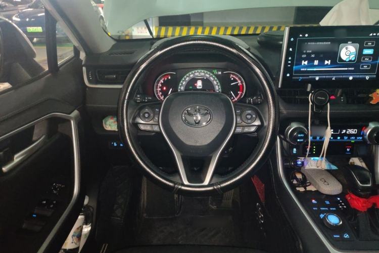 Used Toyota Wildlander 2022 2.0L CVT Four-Wheel Drive Premium Edition Steering Wheel
