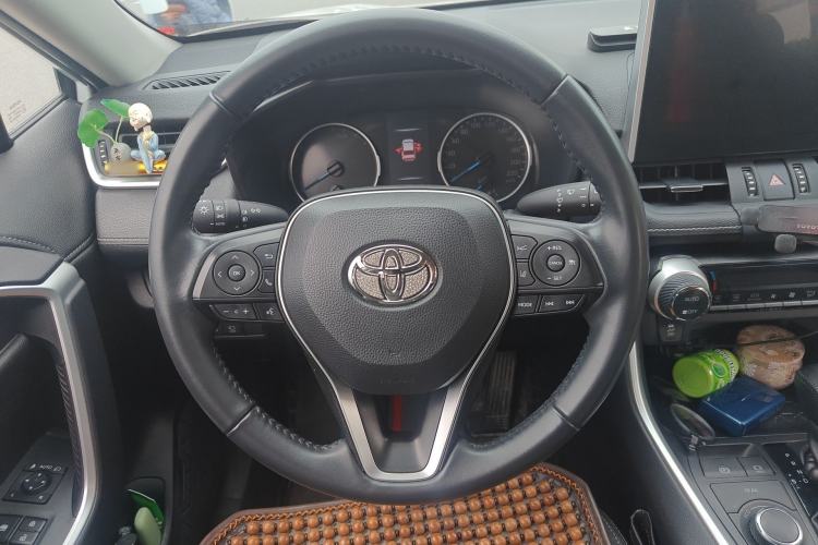 Used Toyota Wildlander 2022 Dual-Motor 2.5L E-CVT 4x4 Luxury PLUS Edition Steering Wheel