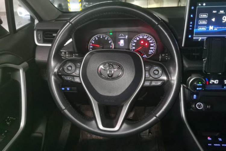 Used Toyota Wildlander 2022 2.0L CVT Two-Wheel Drive Luxury PLUS Edition Steering Wheel