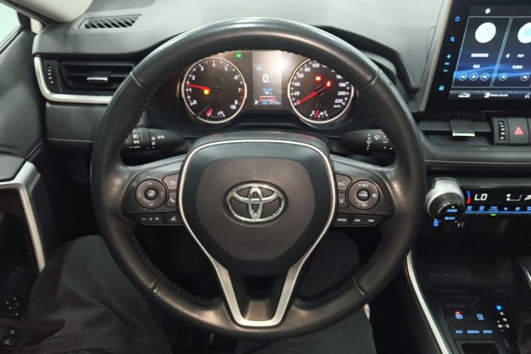 Used Toyota Wildlander 2022 2.0L CVT Two-Wheel Drive Luxury Edition Steering Wheel