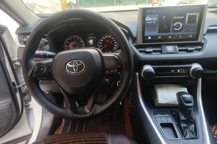 Used Toyota Wildlander 2022 2.0L CVT Two-Wheel Drive Leading Edition Steering Wheel