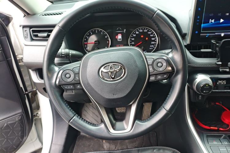 Used Toyota Wildlander 2022 2.0L CVT Two-Wheel Drive Luxury Edition Steering Wheel