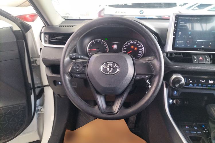 Used Toyota Wildlander 2022 Updated Version 2.0L CVT Two-Wheel Drive Leading Edition Steering Wheel