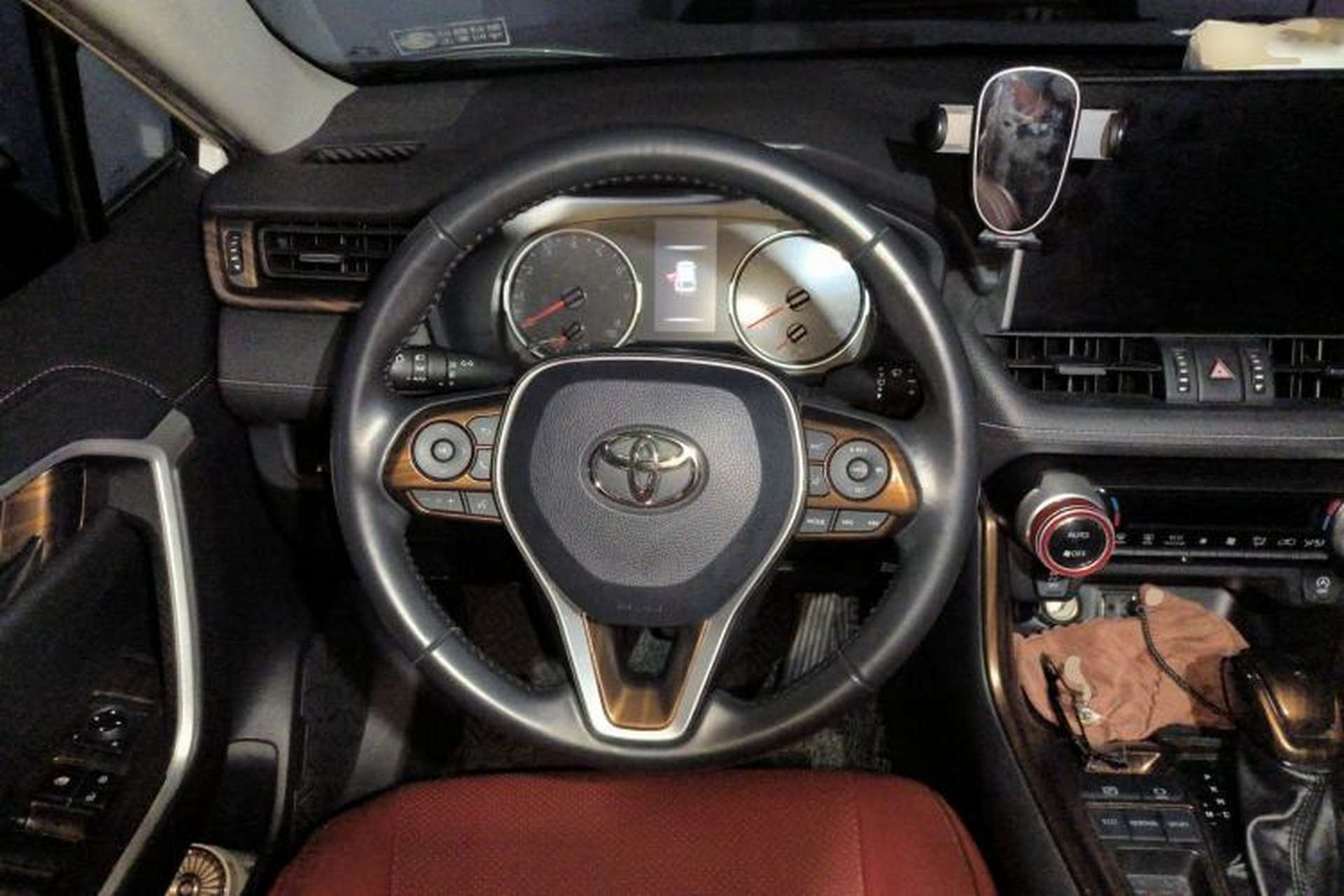 Used Toyota Wildlander 2022 2.0L CVT Two-Wheel Drive Luxury Edition Steering Wheel