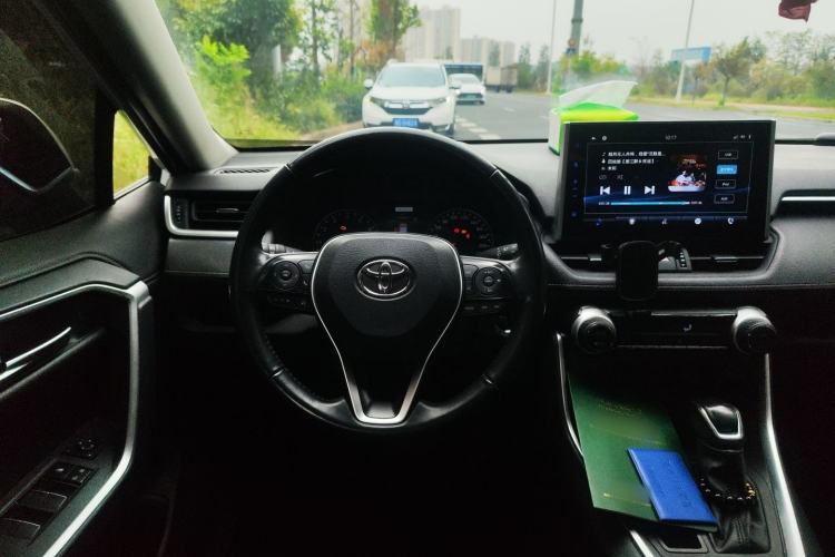Used Toyota Wildlander 2022 2.0L CVT Two-Wheel Drive Luxury Edition Steering Wheel
