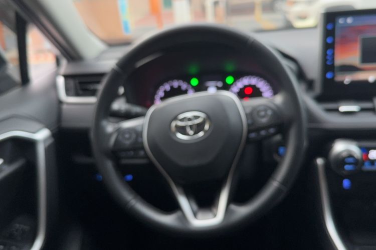 Used Toyota Wildlander 2022 2.0L CVT 4x4 Luxury PLUS Edition Steering Wheel