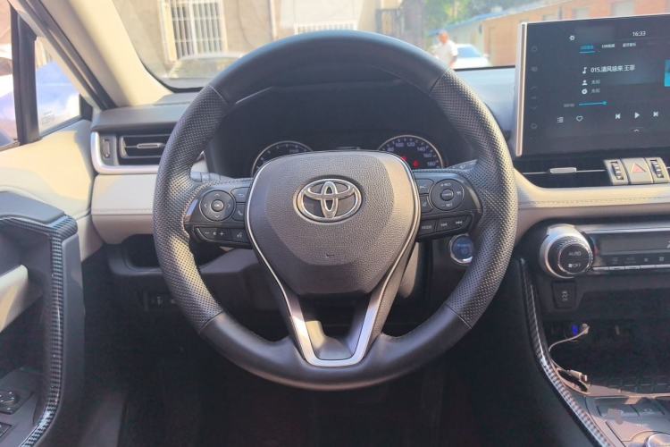 Used Toyota Wildlander 2022 Dual-Engine 2.5L E-CVT Four-Wheel Drive Luxury Edition Steering Wheel