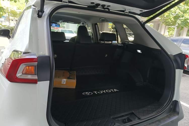 Used Toyota Wildlander 2022 2.0L CVT Two-Wheel Drive Urban Edition Trunk