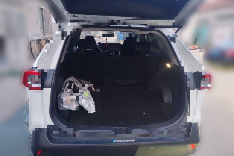 Used Toyota Wildlander 2022 2.0L CVT Two-Wheel Drive Leading Edition Trunk