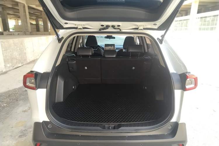 Used Toyota Wildlander 2022 Dual-Motor 2.5L E-CVT 4x4 Luxury PLUS Edition Trunk