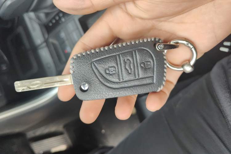 Used Toyota Wildlander 2022 2.0L CVT Two-Wheel Drive Leading Edition Vehicle Key