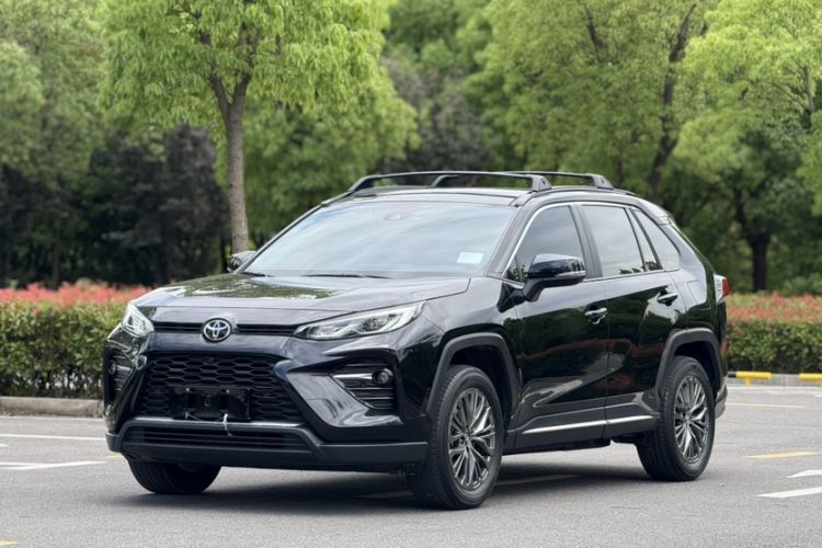 Used Toyota Wildlander 2023 2.0L CVT Two-Wheel Drive Luxury PLUS Edition Guazi used car, China used car export, Used car for sale, Used  cars, Cheapest cars for sale