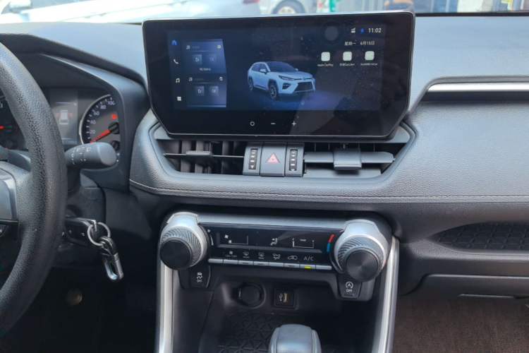 Used Toyota Wildlander 2023 2.0L CVT Two-Wheel Drive Leading Edition Audio And AC Panel